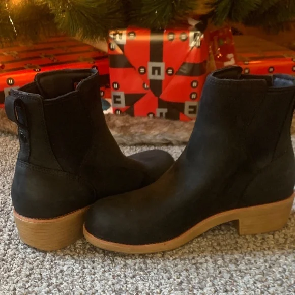 WORX Red Wing Zinc Chelsea Boot Steel Toe Heat Slip Resistant 5156 Women’s